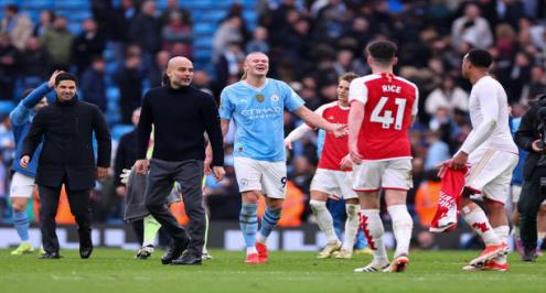 الجميع ينحني أمام عبقرية جوارديولا.. مانشستر سيتي يحسم الصراع ويتوج بالدوري الإنجليزي (فيديو)